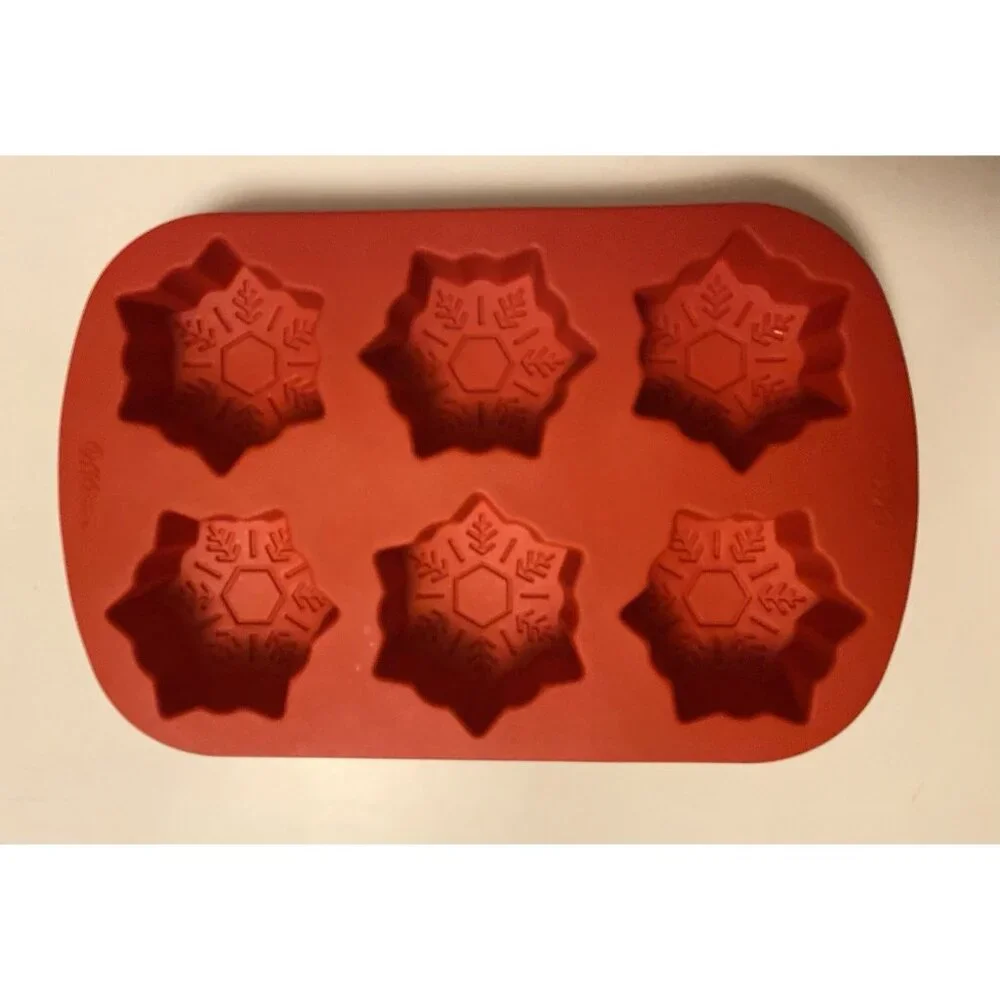 Wilton Silicone Cupcake Cakelet Molds 4 Pans Baking Christmas & Fall Holidays
